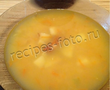 Гороховый суп в горшочке с копченостями