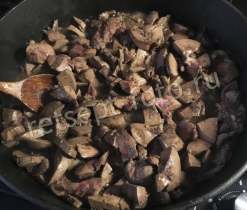 Говяжьи почки в томатном соусе