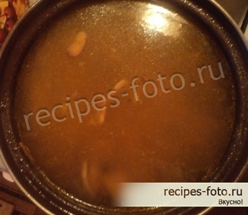 Грибной суп с курицей