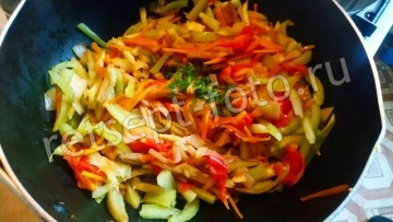 Гречневая лапша с овощами