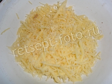 Гренки с курицей и сыром
