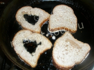 Гренки с курицей и сыром