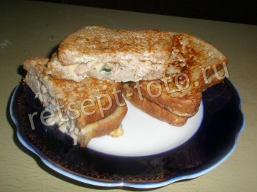 Гренки с курицей и сыром