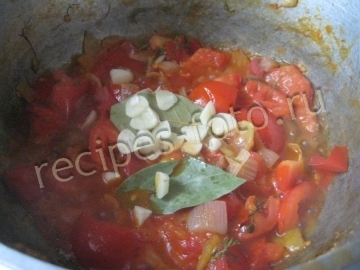 Грибная икра на зиму с помидорами и чесноком через мясорубку