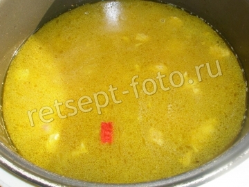 Гуляш с говядиной и чечевицей в мультиварке