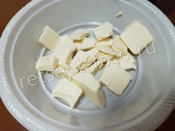 Хачапури лодочки с сыром, колбасой и грибами