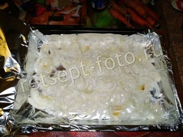 Хек с овощами в духовке