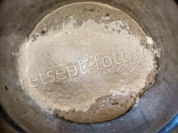 Хлеб с чесноком и зеленью