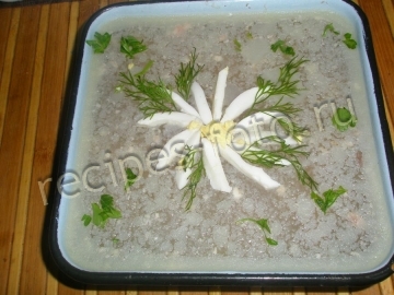 Холодец из куриных лап и говядины без желатина