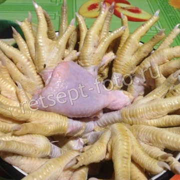 Холодец в мультиварке из куриных лапок и ножек