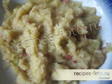 Яблочные оладьи с корицей