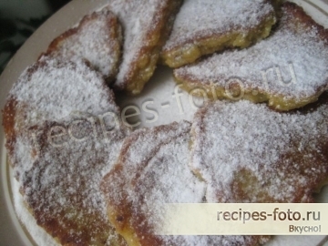 Яблочные оладьи с корицей