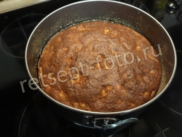 Яблочный пирог с кокосовой стружкой на йогурте