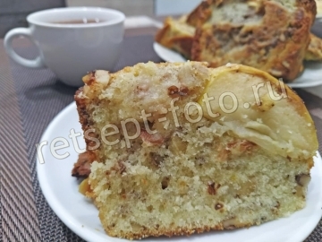 Яблочный пирог с орехами и корицей