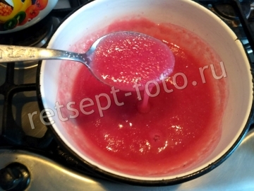 Ягодный мусс с манкой и вишней