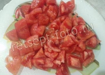 Яичница с овощами на завтрак