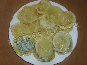 Кабачки с чесноком и майонезом жаренные без муки