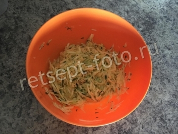 Кабачковые оладьи с сыром для детей 1,5 года