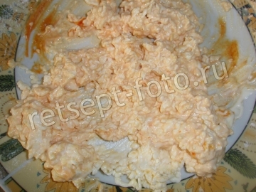 Кабачковый блин с начинкой из колбасы и сыра