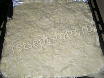 Кабачковый рулет с плавленым сыром и помидором