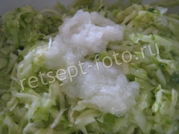 Кабачковый торт с грибами, сыром и помидорами
