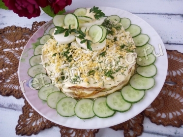 Кабачковый торт с майонезом и чесноком