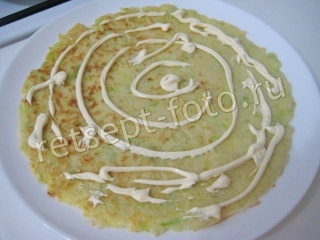 Кабачковый торт с морковью и луком