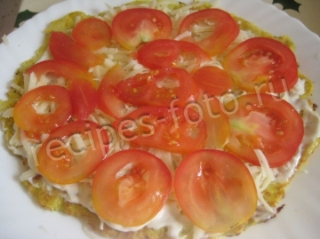 Кабачковый торт с сыром и помидорами