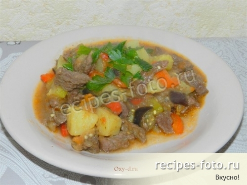 Овощное рагу с мясом и картошкой в мультиварке