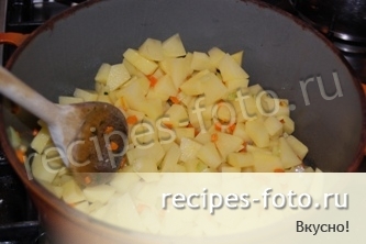 Картошка с грибами в мультиварке