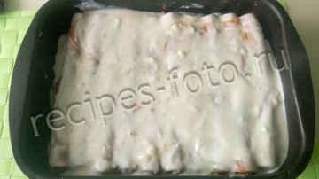 Каннеллони с фаршем и соусом Бешамель в духовке