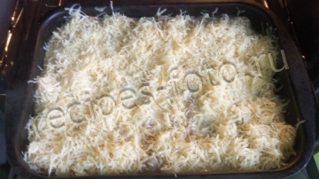 Каннеллони с фаршем и соусом Бешамель в духовке