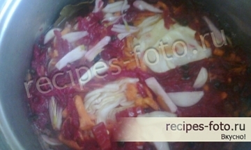 Капуста маринованная кусочками со свеклой быстрого приготовления