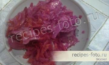 Капуста маринованная кусочками со свеклой быстрого приготовления