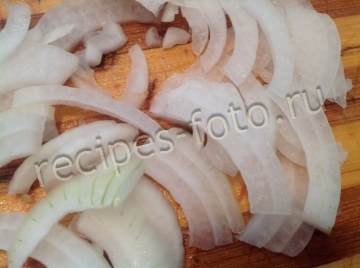 Капуста с курицей тушеная в мультиварке