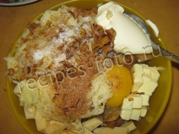 Карп фаршированный гречкой и грибами запеченный в духовке