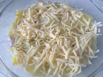 Картофельная запеканка с рыбными консервами