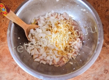 Картофельные гнезда с курицей и сыром