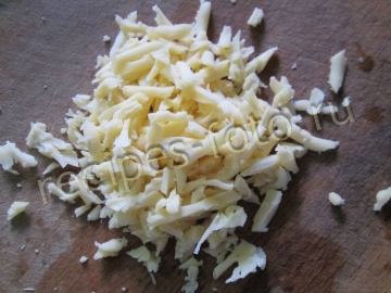 Картошка фаршированная с колбасой и сыром