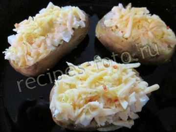 Картошка фаршированная с колбасой и сыром