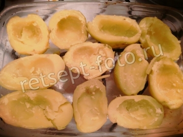 Картошка фаршированная копченой курицей