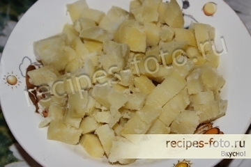 Картошка с маринованным луком на закуску
