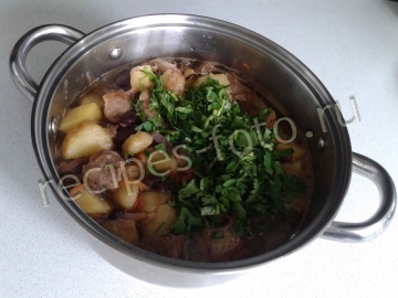 Картошка с мясом и фасолью