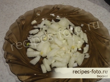 Картошка с тушенкой в мультиварке