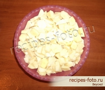 Картошка с ребрышками в горшочке в духовке