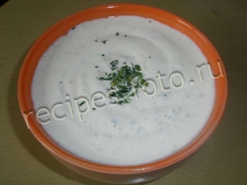 Картошка запеченная в духовке с двумя соусами
