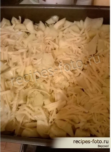 Картошка запеченная в духовке с сыром, сливками и чесноком