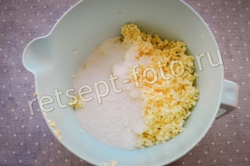 Кексы с изюмом на маргарине