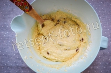 Кексы с изюмом на маргарине