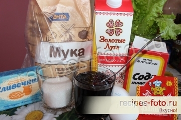 Кексы в силиконовых  формочках "Смородиновые"